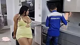 horny housewife seduces gas technician