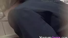 诱人日本18+少女户外自慰偷拍