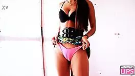 perfect ass teen 18+ has amazing cameltoe riding cock?