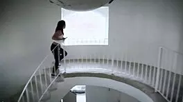 安吉拉·怀特和泰勒·尼克松 这爆乳女仆超脏不是吗？