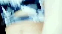 misionero a esta milf que se queja de como es cogida por este joven en casa de visita