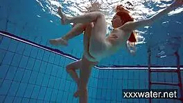 milana and katrin strip eachother underwater