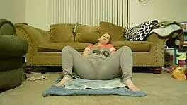 Anastaisa squirts aka daddyslilsquirt doing what she does best