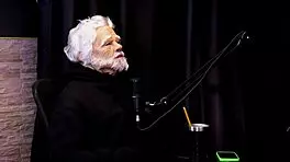 Alice Vasconcelos exposes tits, rides fat guy