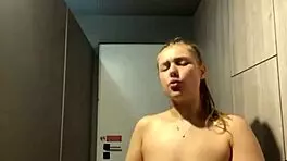Extreme Squirting and Anal Fucking with Big Cock in Changing Room