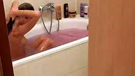 Sometimes when I stay not alone, I enjoy the company of friends.