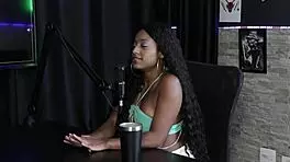 Multiple Menages Attract Personality, Surprised Not Being Eaten, Explains Start - Vicky Menage Sheer Red