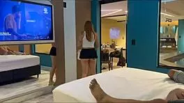 Chamei Um Amigo Pra Conhecer A Minha Nova Empregadinha Ela Adora Fazer Uns Serviços Extras