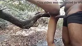 Sexo Espectacular En El Monte Llenan El Coño De Leche A Esta Negrita