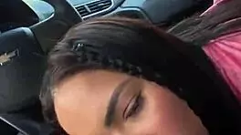 Kriok novinha caught giving blowjob in car daylight