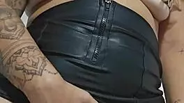 Young amateur usa flashing exhibitionist in short skirt attracting older men