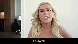 minxx markey gets a deep relaxing throat massage from nicky rebels big hard cock