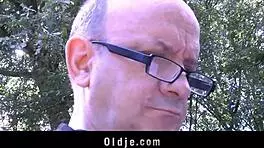 young blonde gina gives the old cashier a blowjob and gets fucked as payment 😈