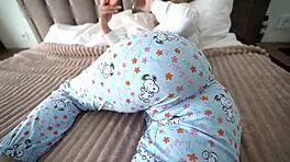 Young girl seduces older man watching porn, begs for creampie