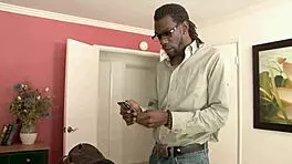 Julie Cash Enjoys Horny Black Lover in SQF Fun 😈