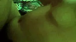 jovencita caliente montando rico y acabando en perrito duro 😍