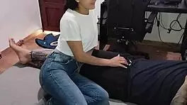 Colombian Latina Surprises With Deep Throat Blowjob