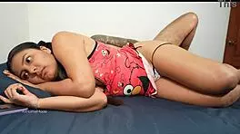 继父误把继女当老婆操，意外内射阴道希望别怀孕