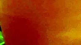 mom help me to come out