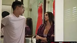 Inexperienced guy needs mature woman's sex advice for hardcore fucking