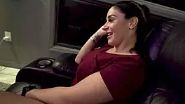 Suggestive Theater Fun With Hot Milf Sheena Ryder