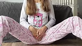 Squirting Closeup Petite Asian Babe