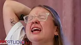 Hot 18 year old Rae's first porn fuck!