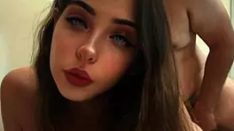 No hay nada mejor que follar con hijastra despues de un largo dia en el trabajo