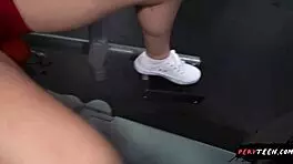 Perv teen 18+ seeking sex in the gym