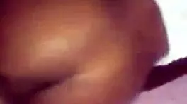 la skinny aime les grosses bites noires en chevauchant