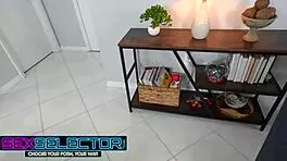 Freya Kennedy offers pussy in sex positions