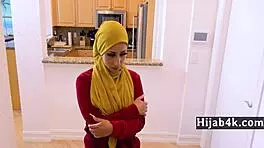 Oh, Muslim Girl Fucks Her Trainer So Hard!