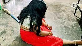 indian woman surprises neighbors with homemade fun