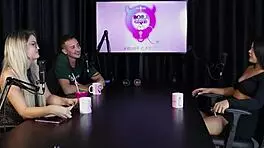 Blonde Teen Seeks Intense Experience With Trans In Swingers House Mansion Bear Fights.