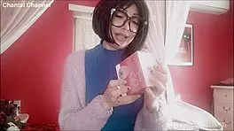 chantal squirts with new sex toy