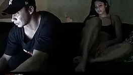 novinha gostosa sentando no pau do namorado