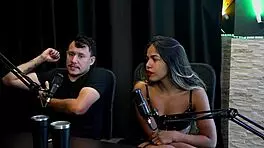 Viraram Acompanhante Era Clt Teve Um Cara Que N�o Sabia Transar O Cliente Pesava 200kg E Ficou Com Medo De - Casal Kaliente Watch On Sheer Red