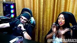 O podcast pegou fogo elas se chuparam bem gostoso a putaria rolou solta - p�pum no barraco