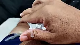 Flagrei Minha Esposa Usando Brinquedo Pra Se Masturbar Porque Meu Pau É Pequeno Mas Ela Chupa Gostoso E Adora Meu Gozo