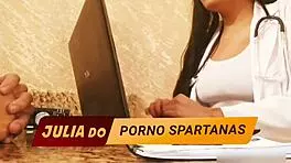 Doctor Julia's Rough Consultation Turns Into Wet Pussy Orgasm