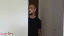 me flagrou na siririca e me fez gozar esguichando brasileira cherry adams - pink pussy squirt