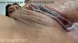 Goza no meu cuzinho exclamou a putinha