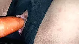 Feeling the intense pleasure of nasty cum-eating in this amateur session