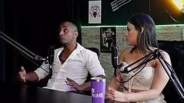 Suggestive Interview With Maria Bittencourt And Stars