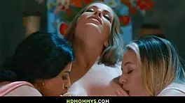 River Lynn and Gal Ritchie, let's accept Annie King