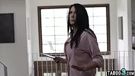 Reagan foxx gets licked hard by petite asian and girlfriend 👅😈