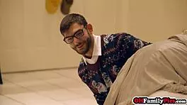 hey kenzie reeves wanna dildo play before christmas threesome fuck?