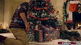 hey kenzie reeves wanna dildo play before christmas threesome fuck?