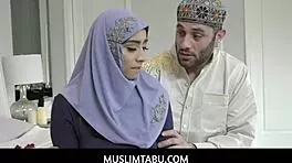 violet myers big booty tits bounce in hijab teen ass fuck