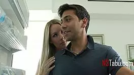 Suggestive therapy heats up with busty babe